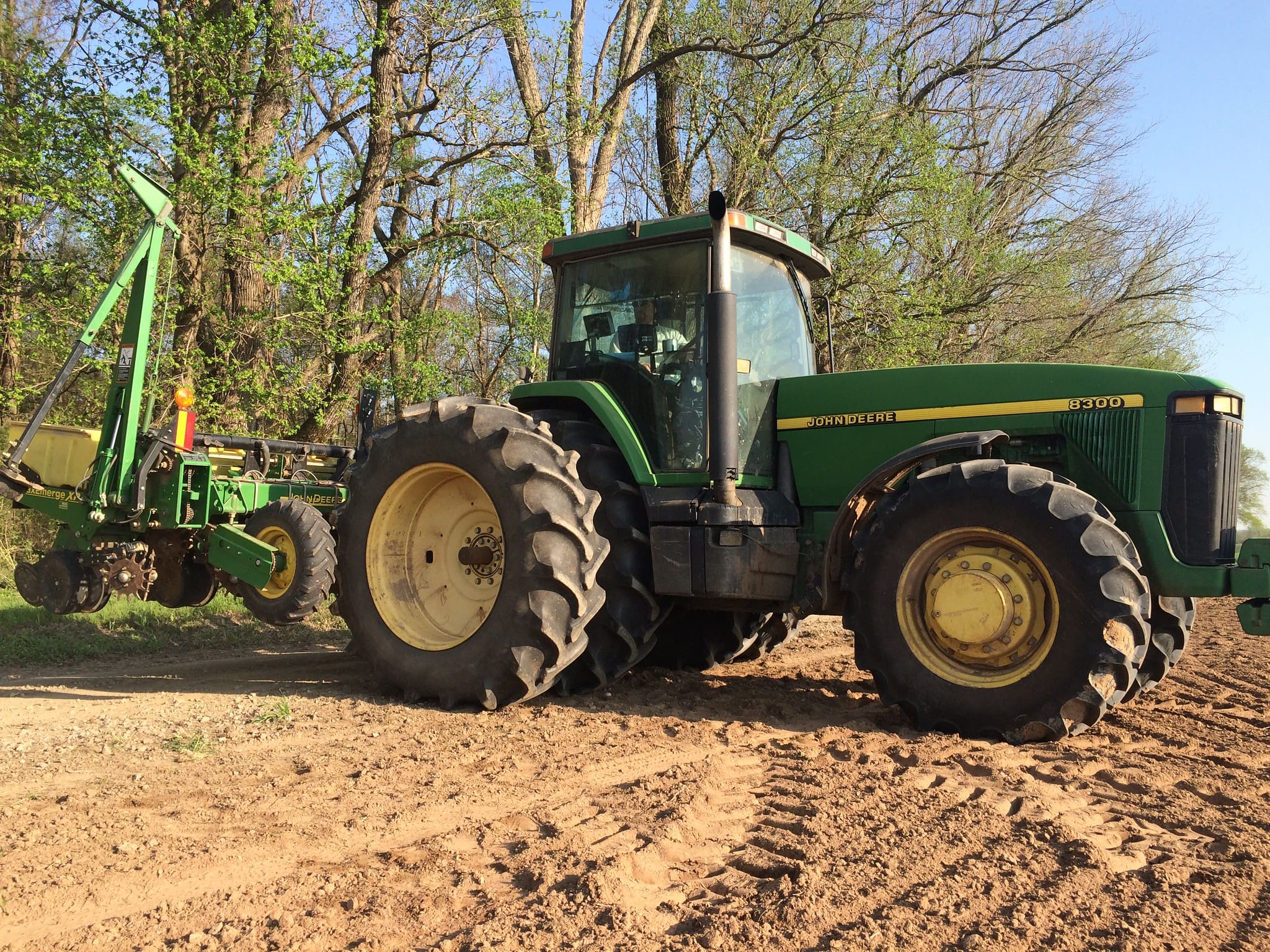 Upcoming webinar to address legal issues in farmers’ right to repair equipment